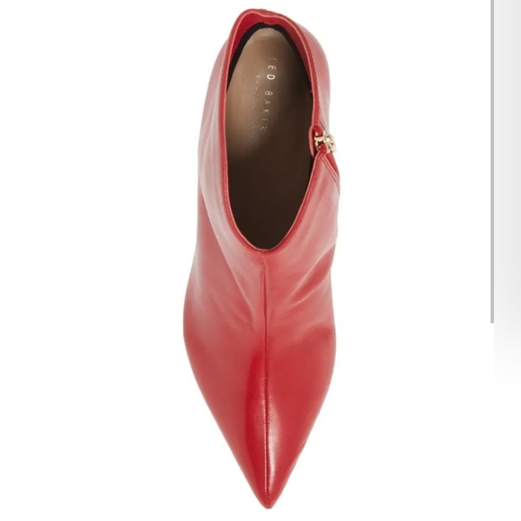 Edgy Chic Ted Baker London Red Leather Booties - Picture 8 of 16